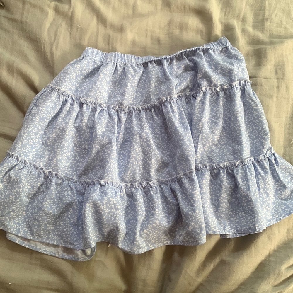 It is a M skirt from Shein never been worn